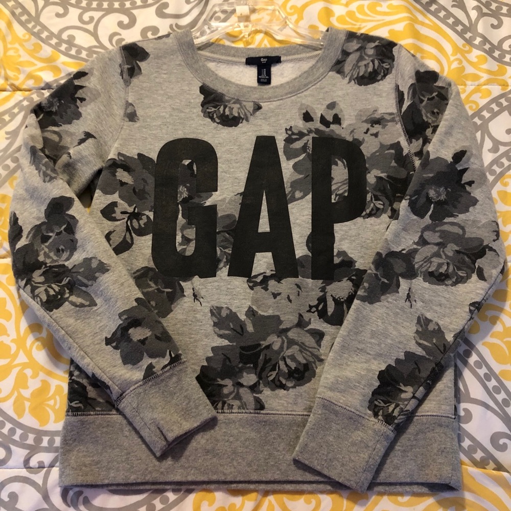 Gap sweatshirt